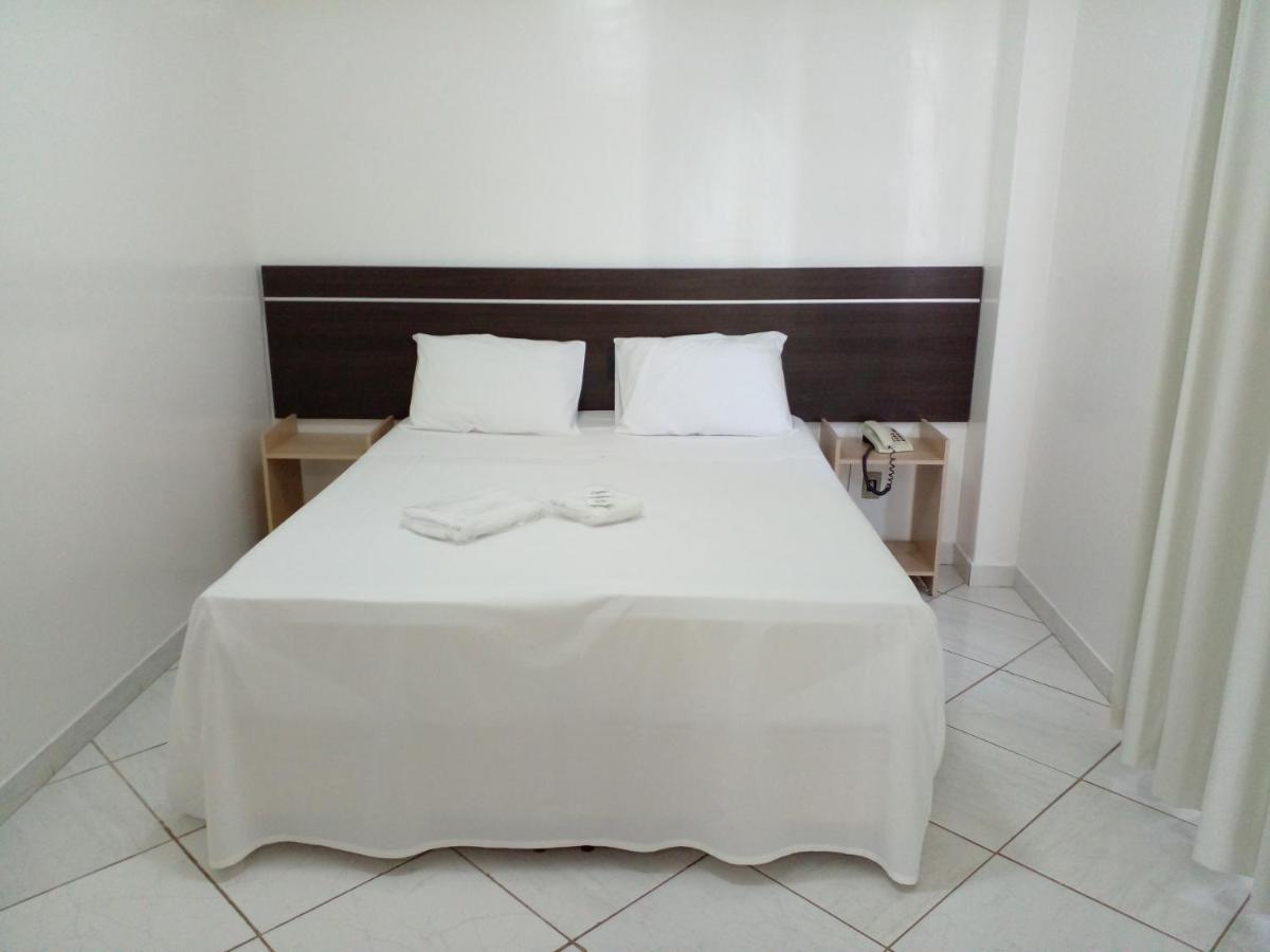 Hotel Minas Brasil Montes Claros Eksteriør bilde